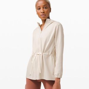 Lululemon gotta hustle jacket size 10- with tags